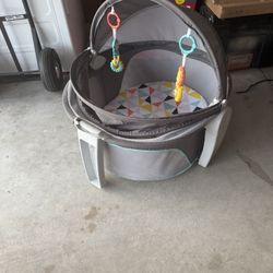 Fisher-Price On-the-Go Infant Dome Portable Bassinet 