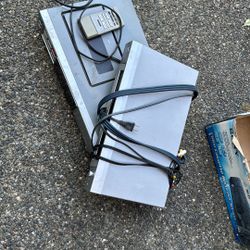 Quasar VHS Video Recorder And  Sony DVD/cd/video Cd Player