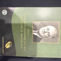 2014 coin and Chronicle set Franklin D Roosevelt