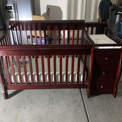 Convertible Crib