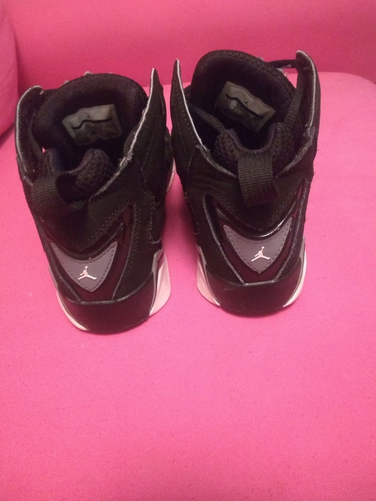 BLACK RETRO 6 JORDANS