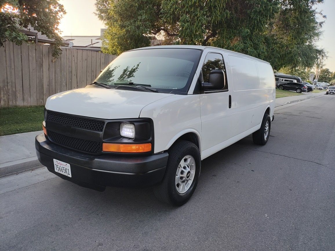 2012 Chevy Express Cargo Van V8 Motor 4.8