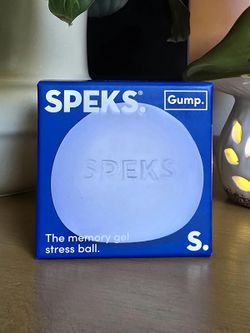 NIB Speks Original Gump Memory Gel Stress Ball - Dew