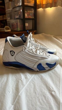 hyper royal Jordan 14 size 9