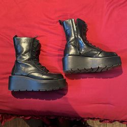 Black Platforms Shoe/Boot