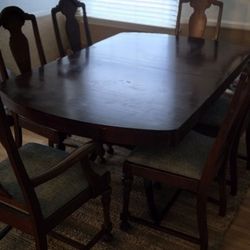 Full Antique Dinning Table