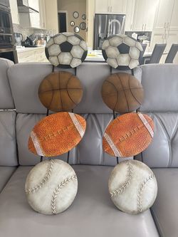 Sports Ball Wall Decor Set