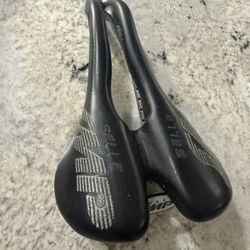 Selle SMP Bike Saddle Excellent Condition 