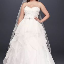 Wedding Dress — Plus Size