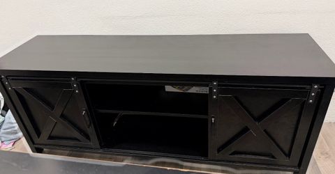 Black tv stand