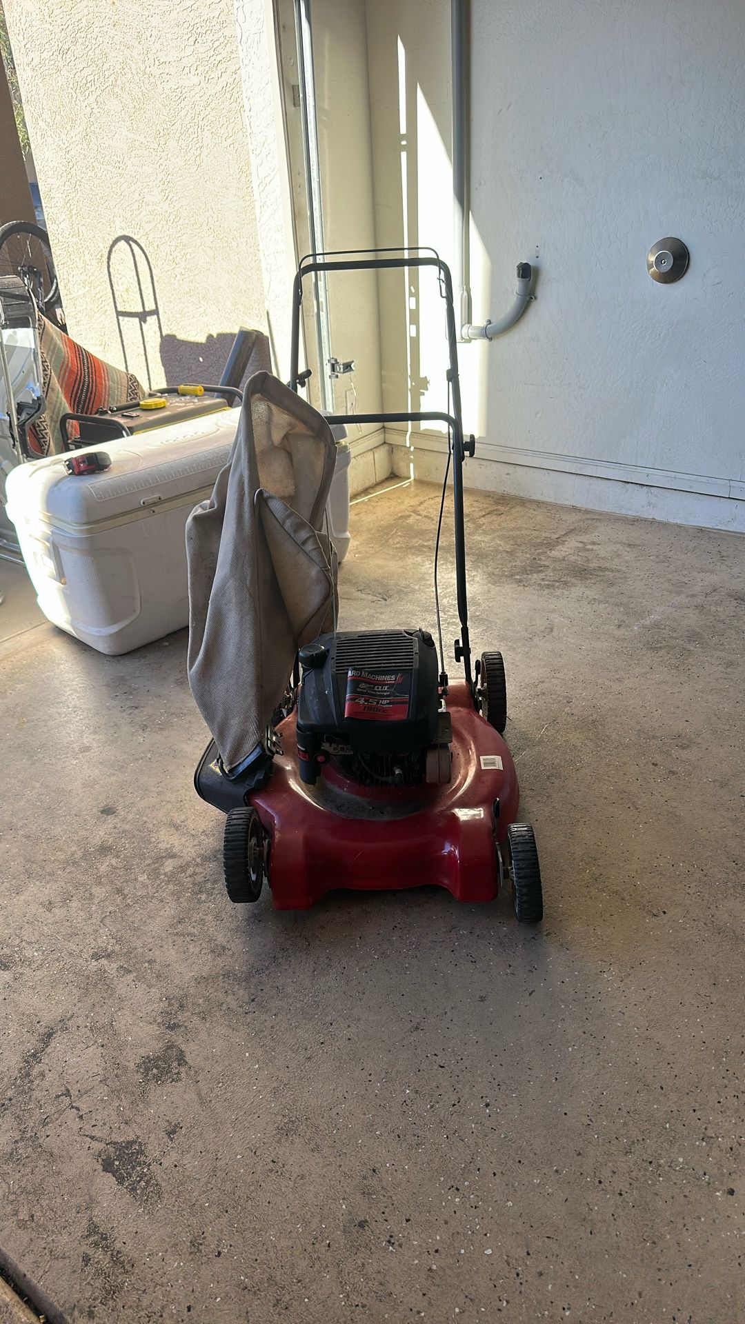 Lawn mower Gas
