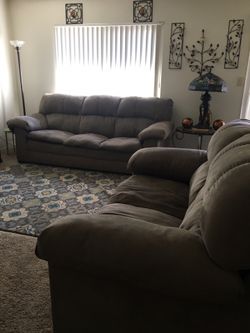 Jgo de sala de 2 sillones