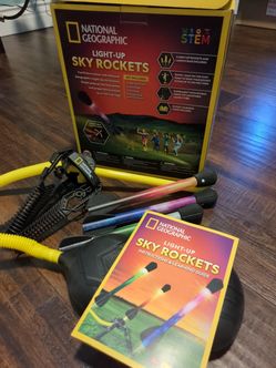 Light-Up Sky Rockets STEM Toy Activity Launcher Set