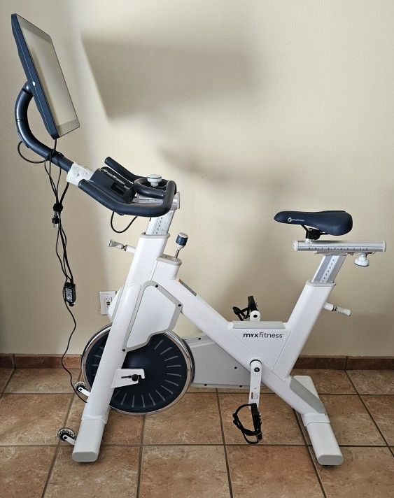 MYX FITNESS STATIONARY BIKE WITH 17 INCHES SCREEN.....NEW......$ 500