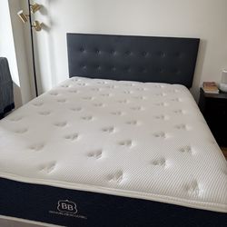 Queen bed+ mattress
