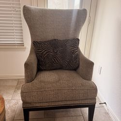 Star Furniture High Wingback Nailhead Chair