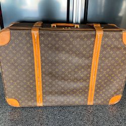 Louis Vuitton Vintage Luggage