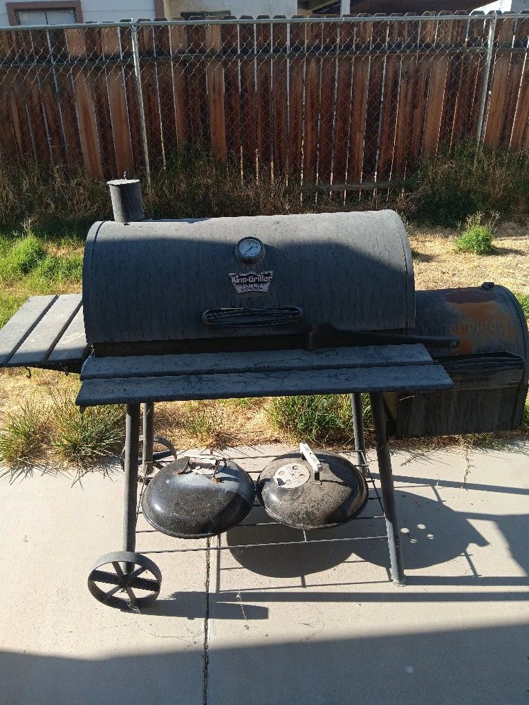 KING GRILLER BBQ PIT