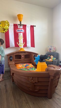 Little Tikes Pirate Ship Toddler Bed