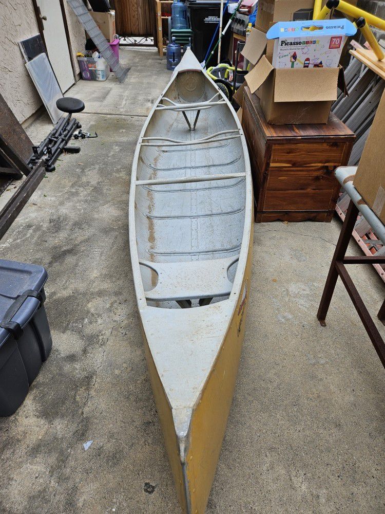 16 Foot Aluminum Canoe