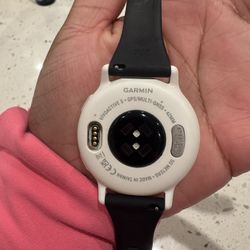 Garmin Vivoactive SmartWatch 