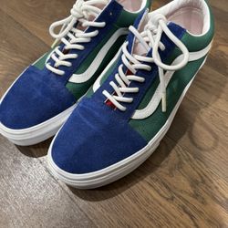 Vans  ( Yacht Club)