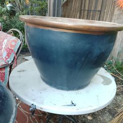 Large Flower Pot 23.9inch  Across (Height 1ft8in