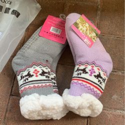 Kids Winter Cozy Socks 2 Pairs New
