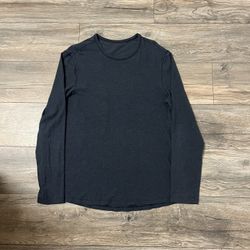 Lululemon Long Sleeve T-shirt Large 