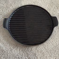 Le Creuset #32 Enameled Cast Iron 12.5"Round Bistro Grill Pan