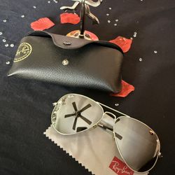 Classic Metallic Grey Sunglasses 