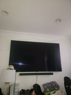 LG Flat Screen TV 67" 4k UHD