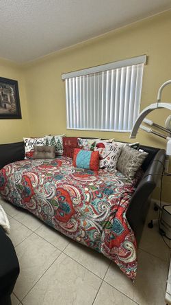 dining room And sofa bed n leather With drawers