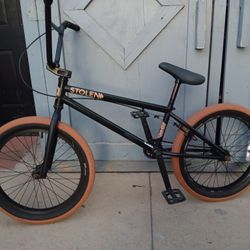 BMX.      STOLEN.         20"tires 