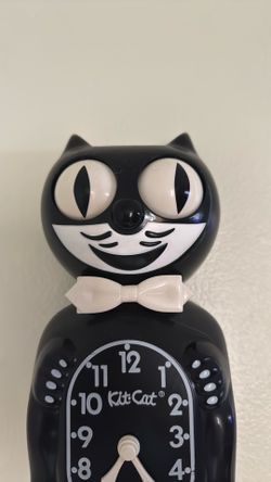 Kit•Cat Clock