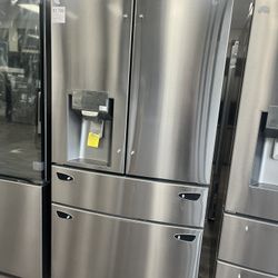 Final Sale/ Out Of Box Never Used/ 30 Cu.ft Large Capacity Stainless Steel Fridge With Full -Convert Drawer 