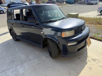 2004 scion xb