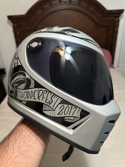 Motorcycle helmet