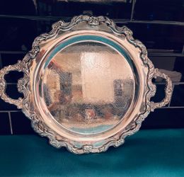Beautiful International Silver company large ornate detailed 13” tray with handles