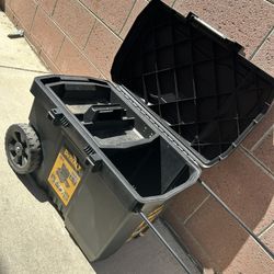 Dewalt Rolling Tool Box With Wheels 🛞 15 Gallon 