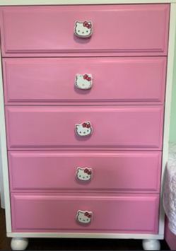 Hello kitty dresser