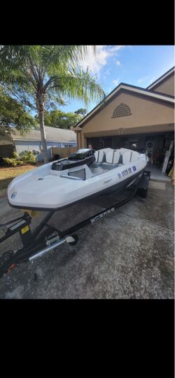 Scarab 165G