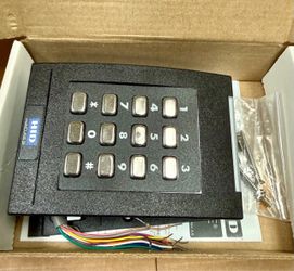 HID multiCLASS SE RPK40 Keypad Wall Switch Reader 921PTNNEK00000