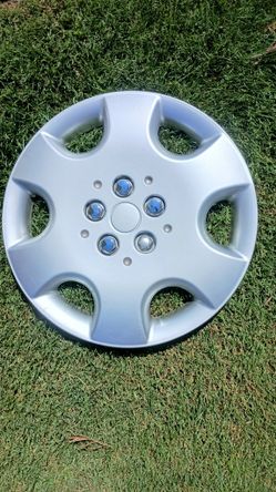 15 Inch Generic brand Hubcap