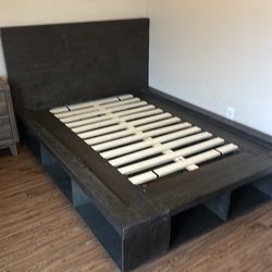 (Full/double) bed frame