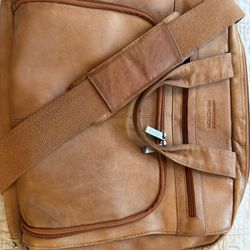 Kenneth Cole Genuine Leather Messenger Bag