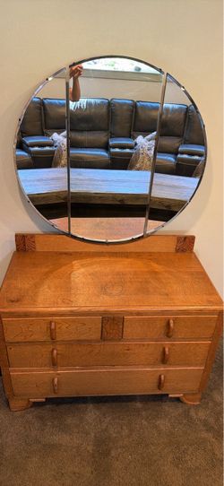 Small art deco dresser