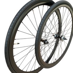 Durock 33MM Wheelset Matte Black