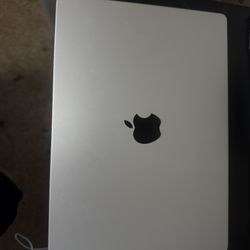 MacBook M4 Pro 2025
