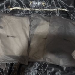 Essentials Shorts